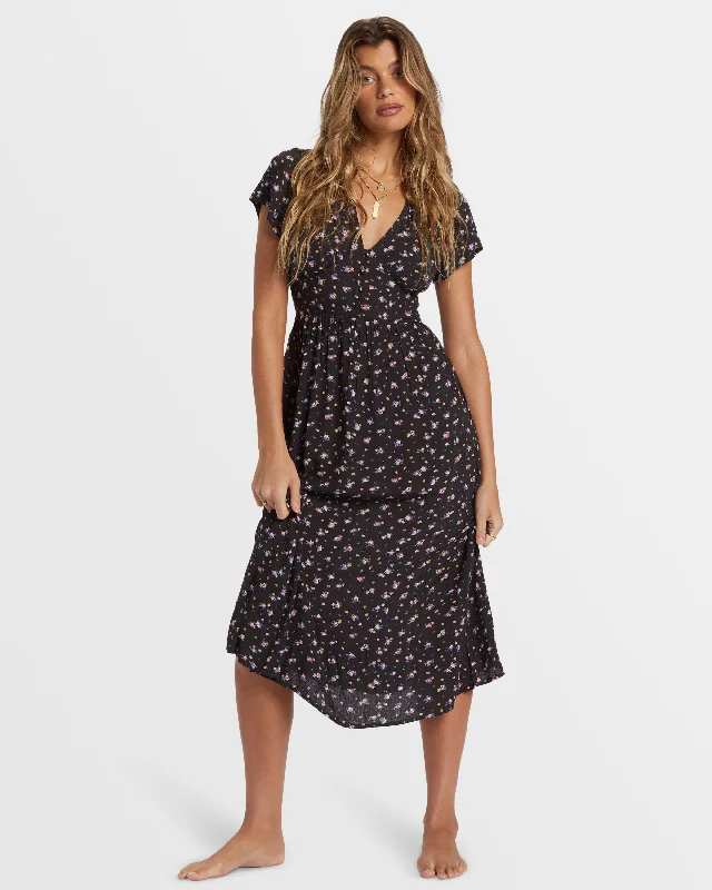 Morning Sky Midi Dress - Black Sands Cozy Wide Strap Midi Dress