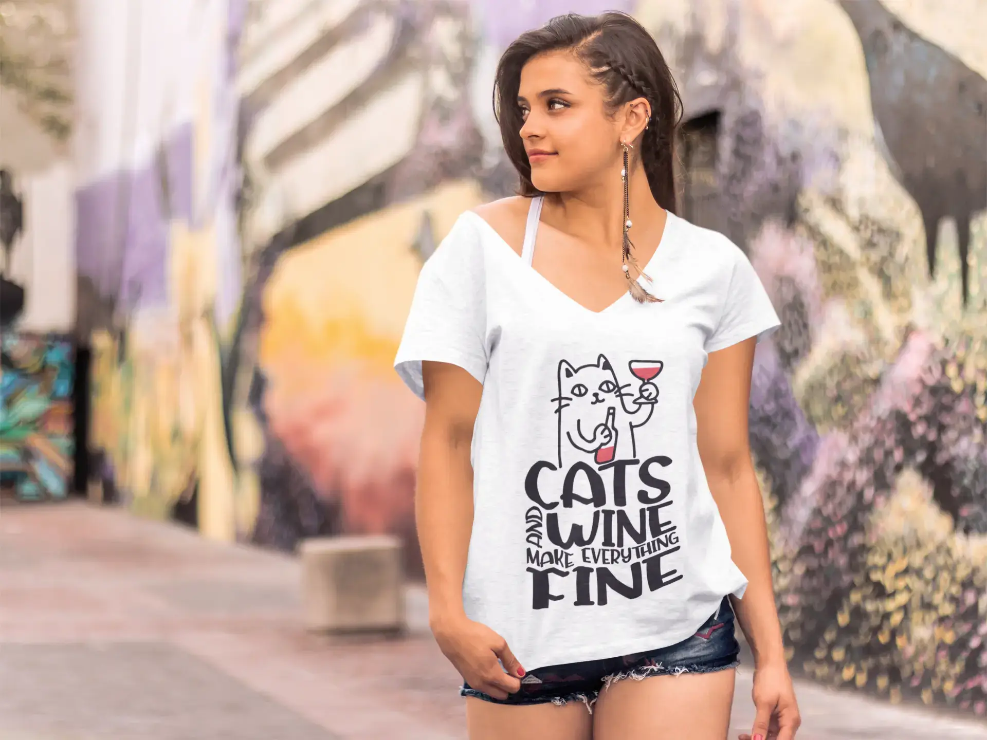 ULTRABASIC Women's T-Shirt Cats and Wine Make Everything Fine - Funny Kitten Shirt for Cat Lovers Mesh Canvas Denim