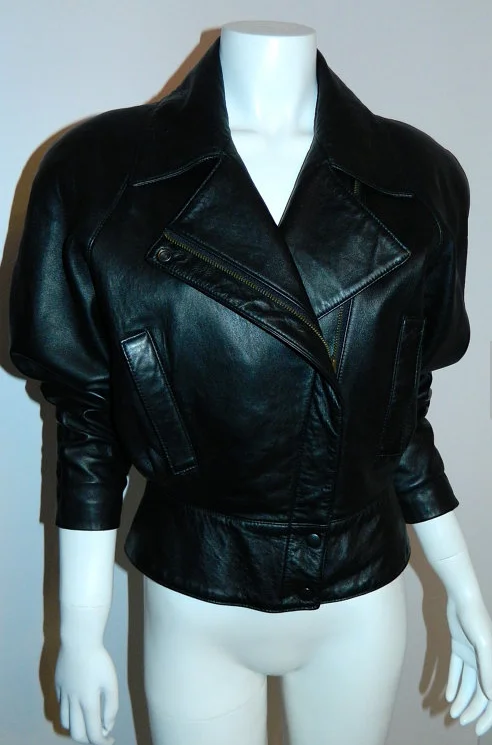 vintage 1980s black motorcycle jacket North Beach Leather Michael Hoban XS S Welt Pockets Slit Pockets Flap Pockets