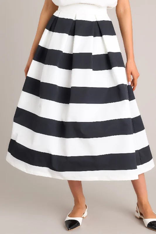 Memories in Focus Black & White Midi Skirt summer skirt style