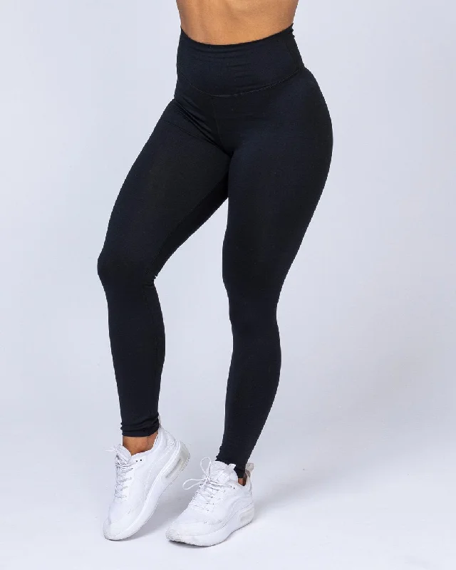 Muscle Nation | Signature Full Length Scrunch Leggings – Black Fashionable Floral Active Leggings