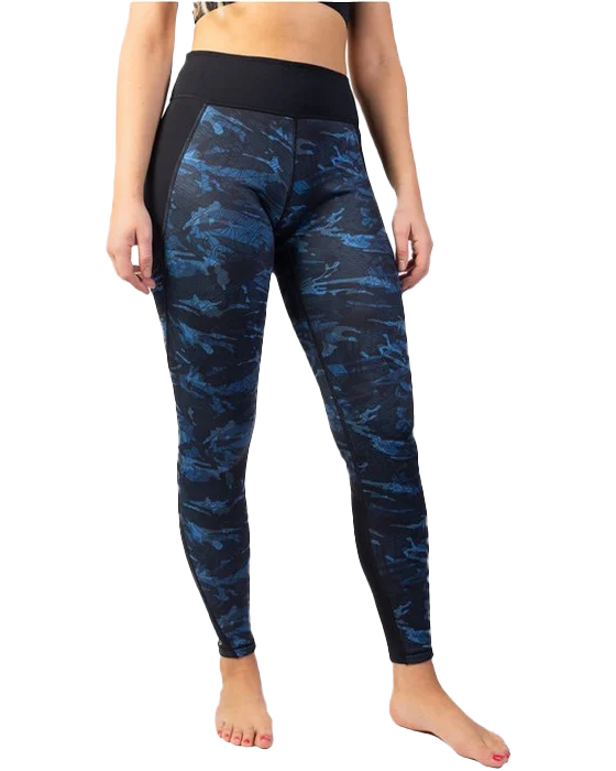 Luna 7 Leggings in Nuwave Camo & Black Comfortable Compression Leggings