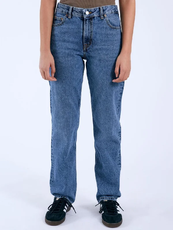 Arch Canyon Jeans Trendy Low-Rise Bootcut Jeans