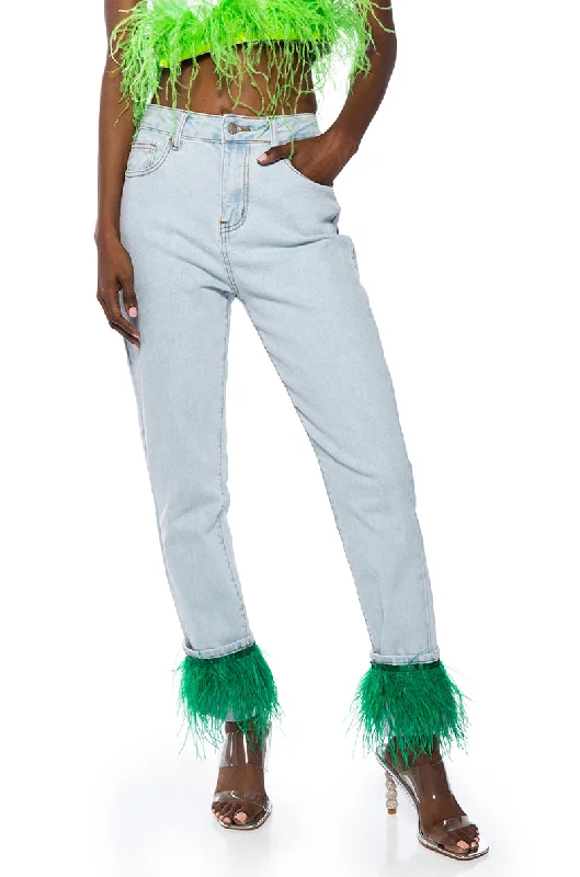 QUEEN OF EVERYTHING FEATHER DETAIL JEANS Elegant High-Waisted Flared Jeans